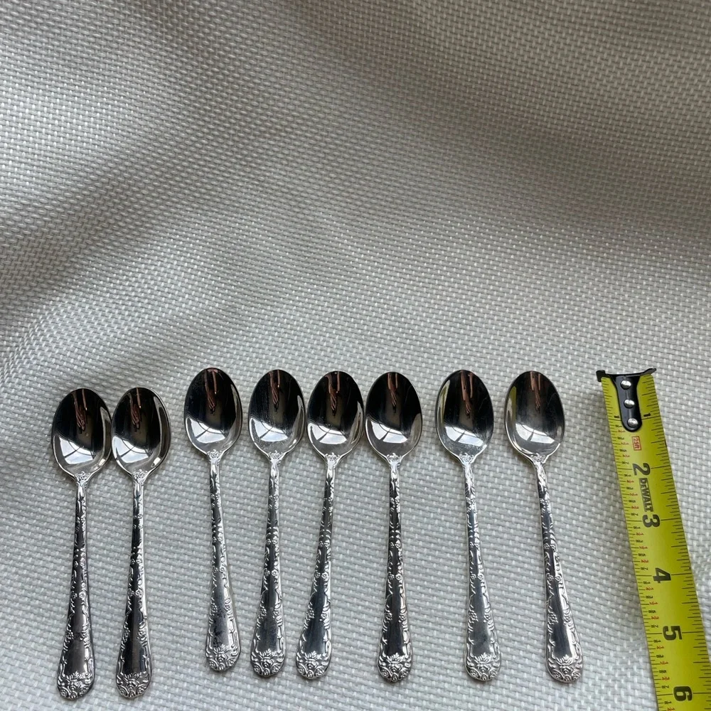 WM Rogers Silverplate set of 8 coffee spoons Enchanted Rose design